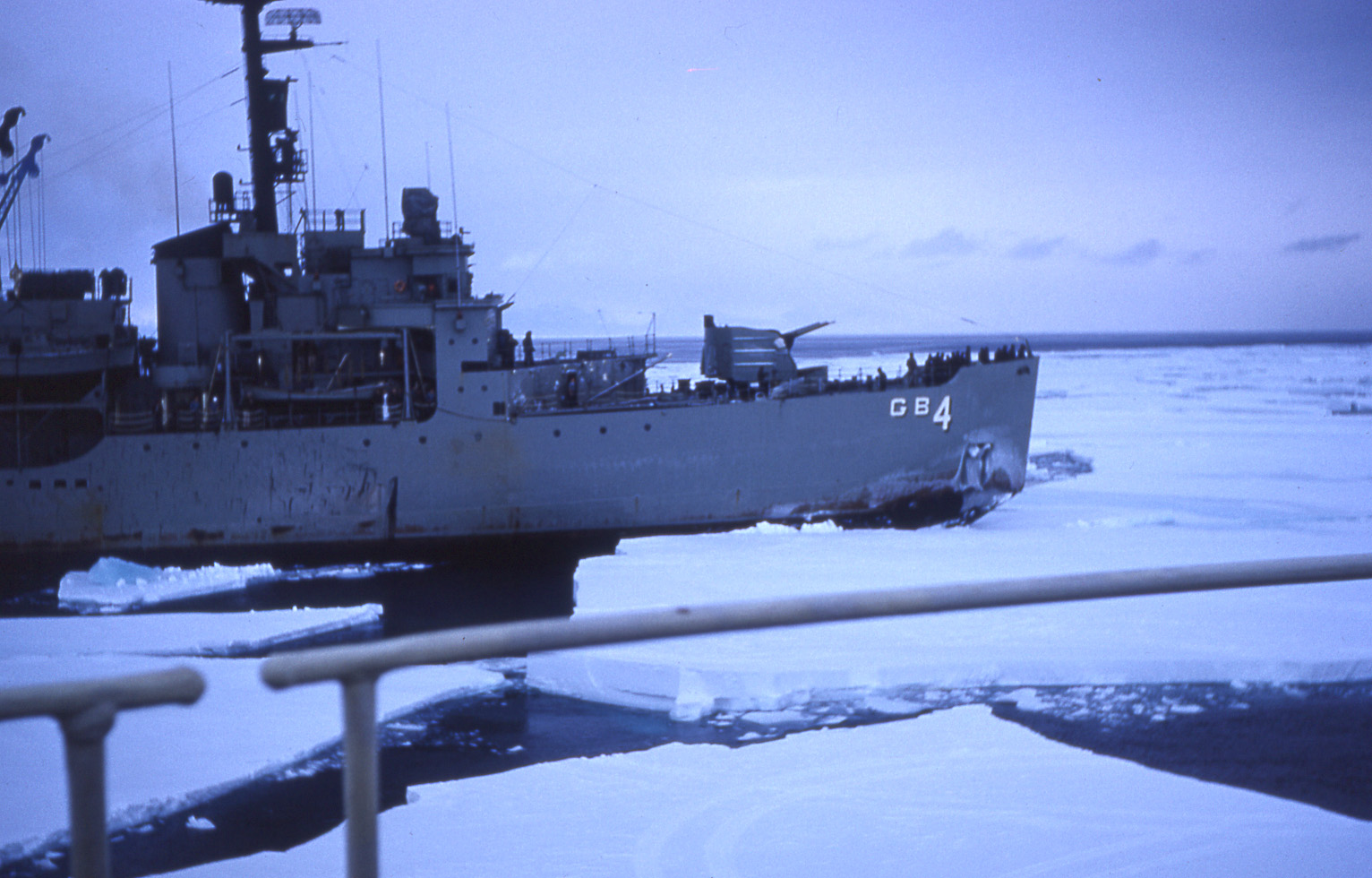 [USSGlacierAGB-4+1962.jpg]