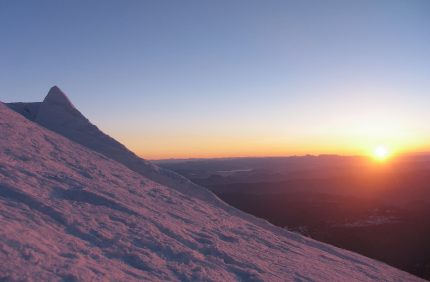 [mountain+sunrise+5.jpg]