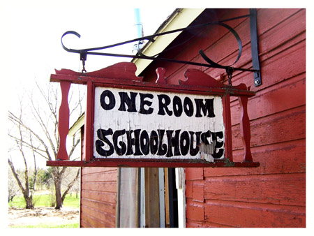 [Unusual+Schoolhouse.jpg]
