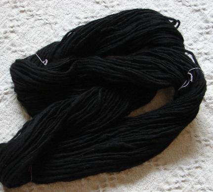 [black+yarn2sm.JPG]