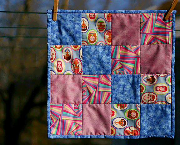 [firstquilt2.gif]