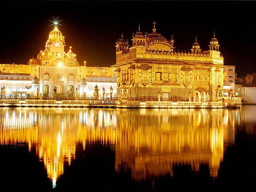 [amritsar-golden-temple+1.jpg]