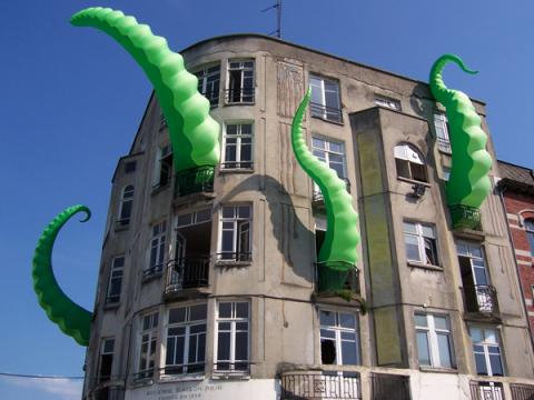 [octo_pied_building_by_filthyluker.thumbnail.jpg]