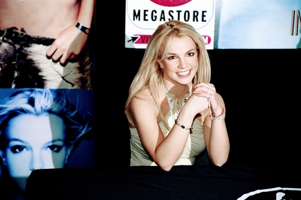 [Britney+Spears+photorazzi+2.jpg]