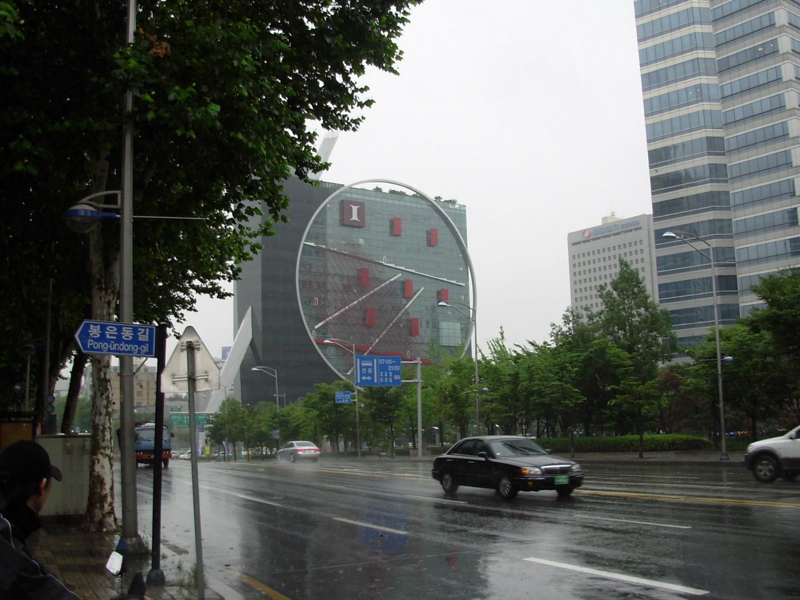 [Rain+Walk+4.jpg]