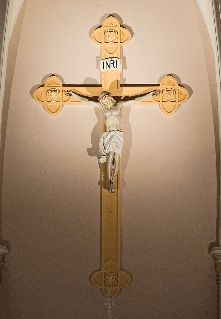 [Saint+Mary's+Catholic+Church,+in+Alton,+Illinois+-+Crucifix.jpg]