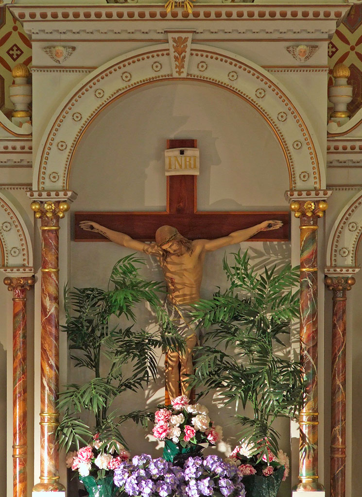 [Saint+Joseph+Roman+Catholic+Church,+in+Josephville,+Missouri,+USA+-+crucifix.jpg]