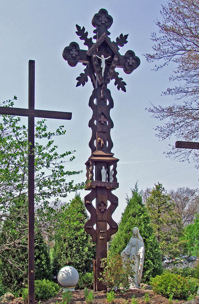 [Saint+Paul+Roman+Catholic+Church,+in+Saint+Paul,+Missouri+-+outdoor+crosses.jpg]