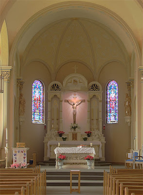 Saint Paul Roman Catholic Church, in Saint Paul, Missouri, USA - sanctuary