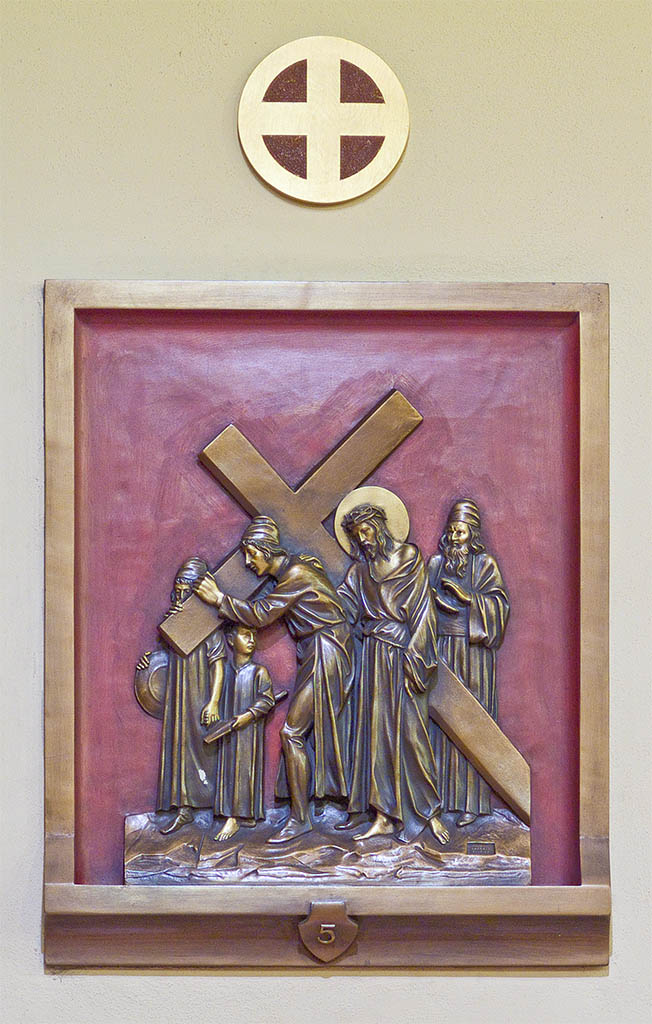 [Saint+Mary+Magdalen+Roman+Catholic+Church,+in+Brentwood,+Missouri,+USA+-+station+of+the+cross.jpg]