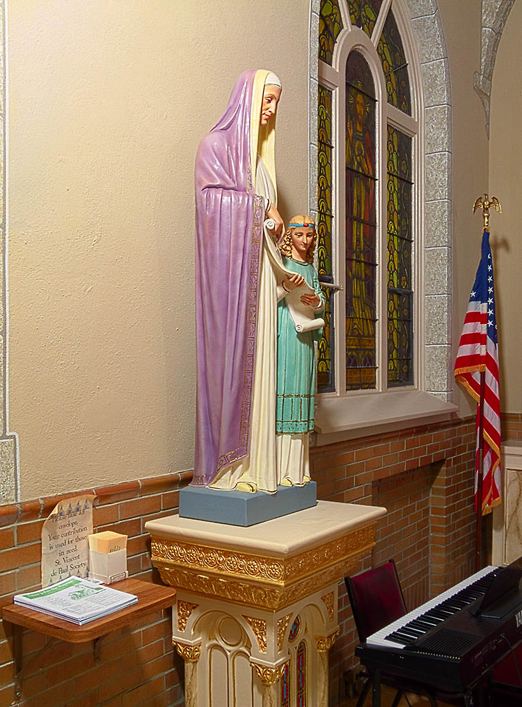 [Saint+John+the+Baptist+Roman+Catholic+Church,+in+Saint+Louis,+Missouri,+USA+-+Statue+of+Saint+Anne.jpg]