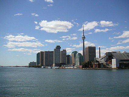 [Toronto_from_E_Lake_Ontario.jpg]