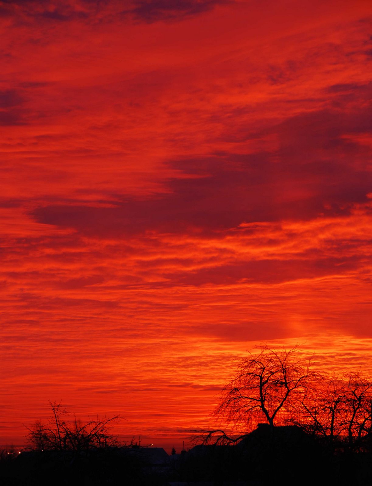 [Red+sky+in+the+morning2.jpg]