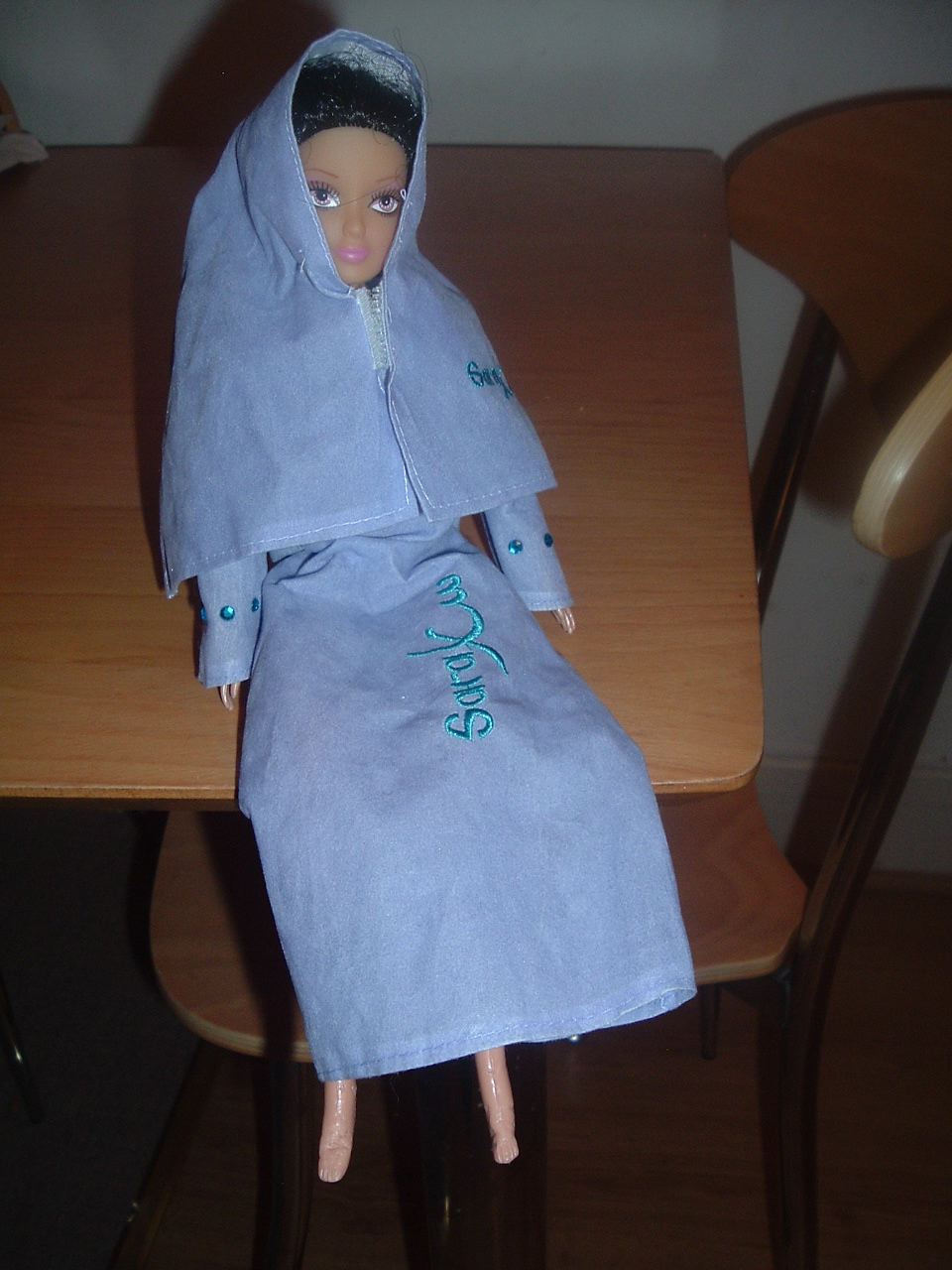 [burka+barbie.JPG]
