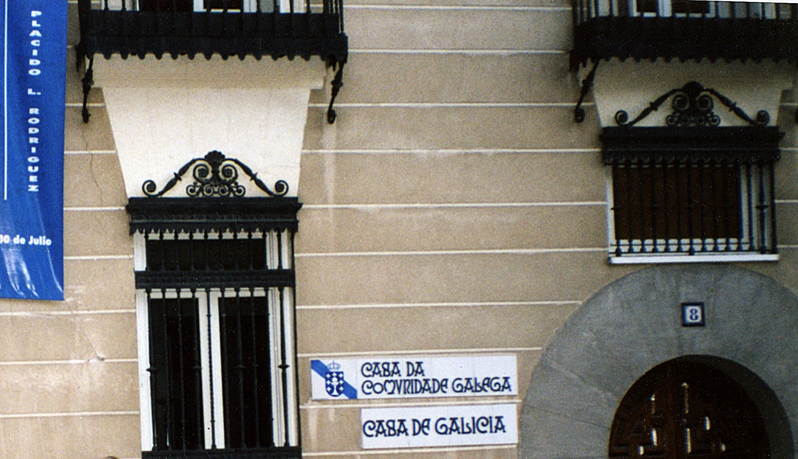 [casa+de+Galicia.jpg]