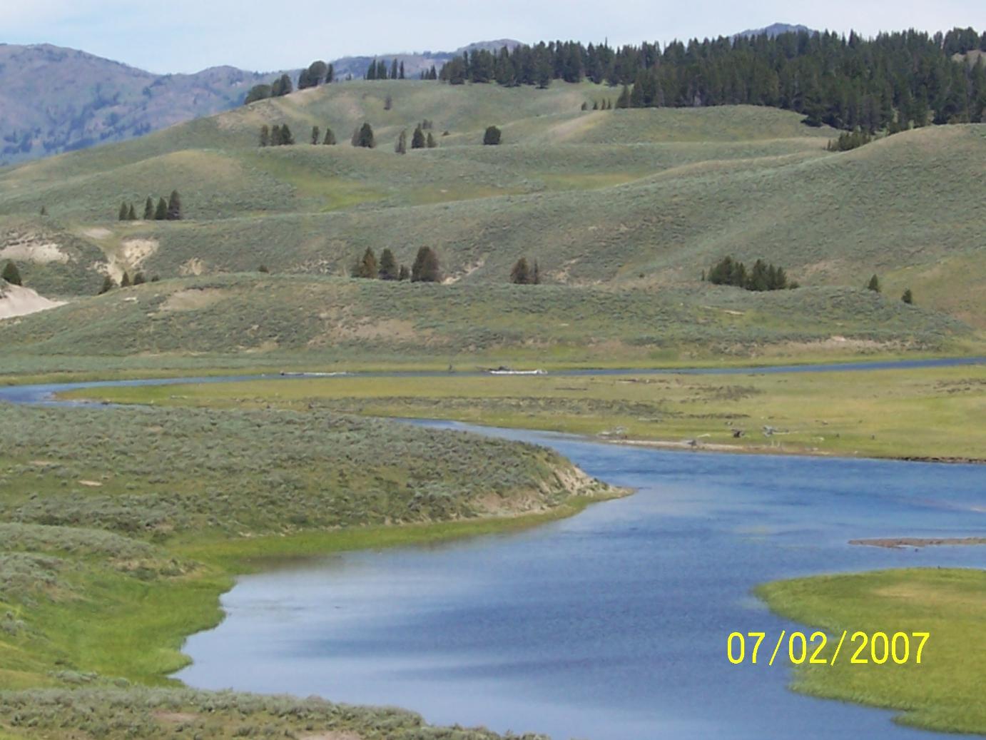 [Yellowstone+River+View.jpg]