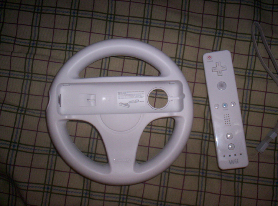 [Wheel+Without+Wiimote.jpg]