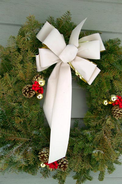 [90_04_74---Christmas-Wreath_web.jpg]