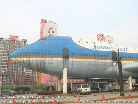 [Boeing-747-Jumbo-restaurant-Korea-2.jpg]