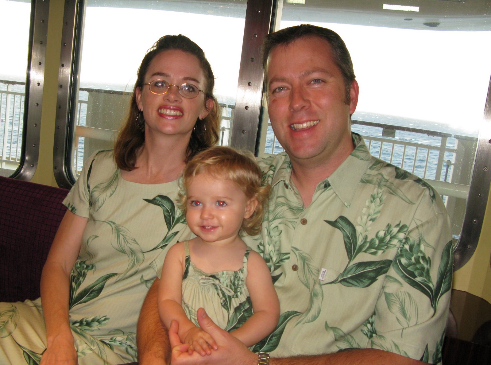 [Troy,+Heather+and+Kaylee+matching+outfits.JPG]
