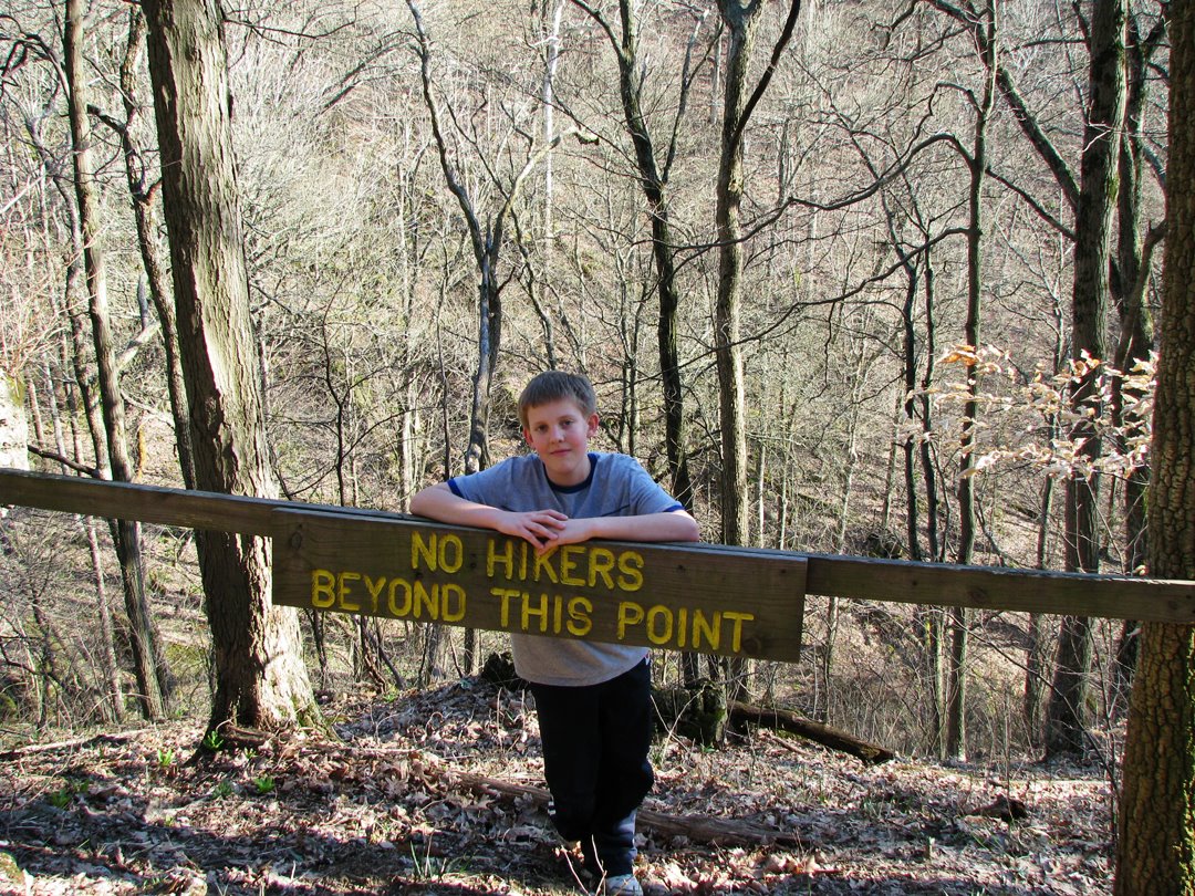 [no+hikers.jpg]
