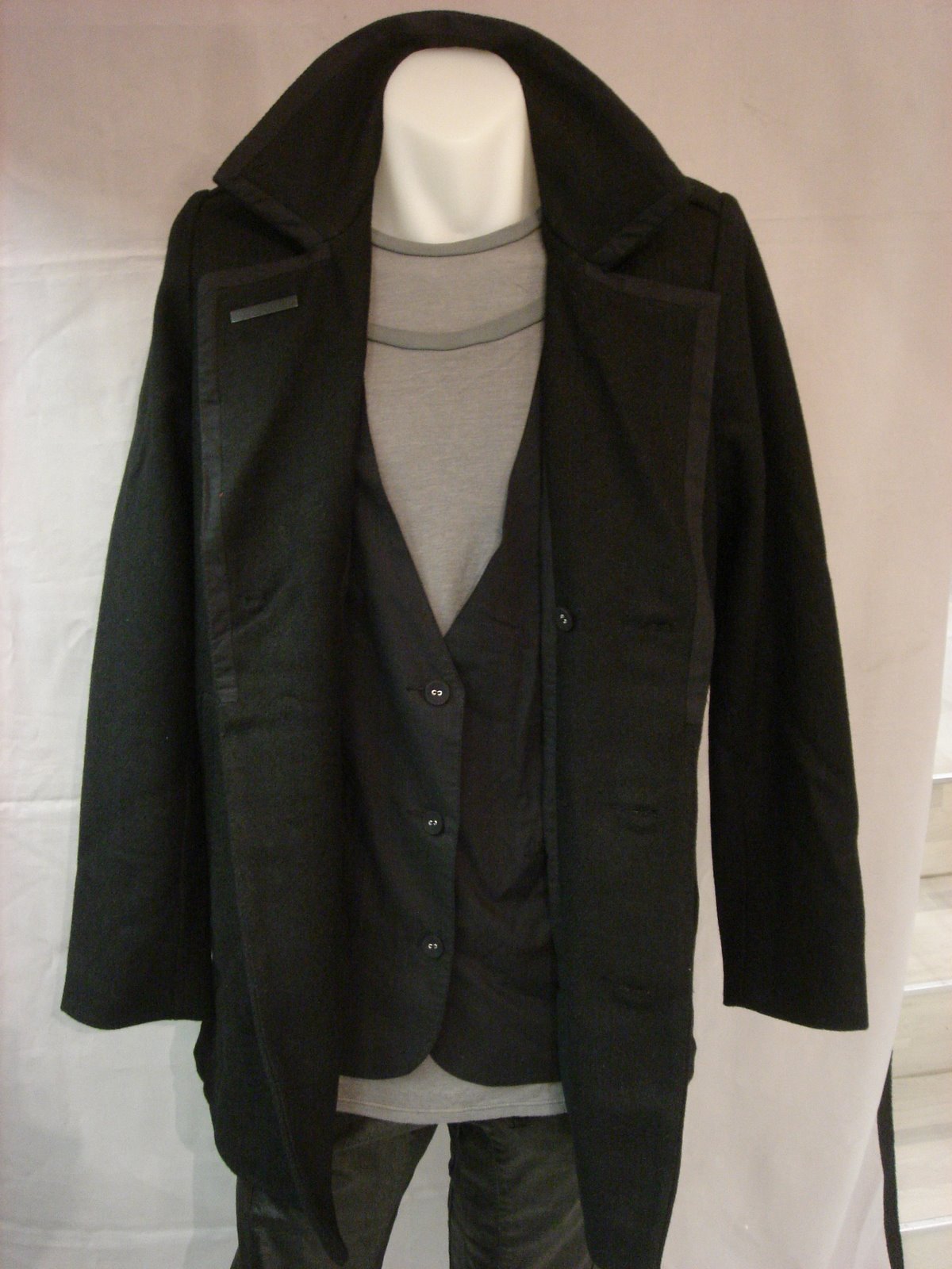 [CON+coat+with+sewn+in+vest.JPG]