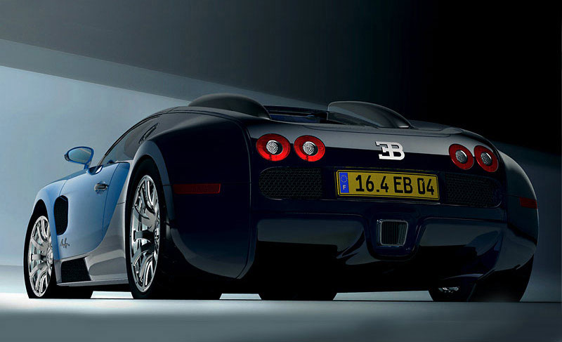 [Bugatti_Veyron_rear-blue.jpg]