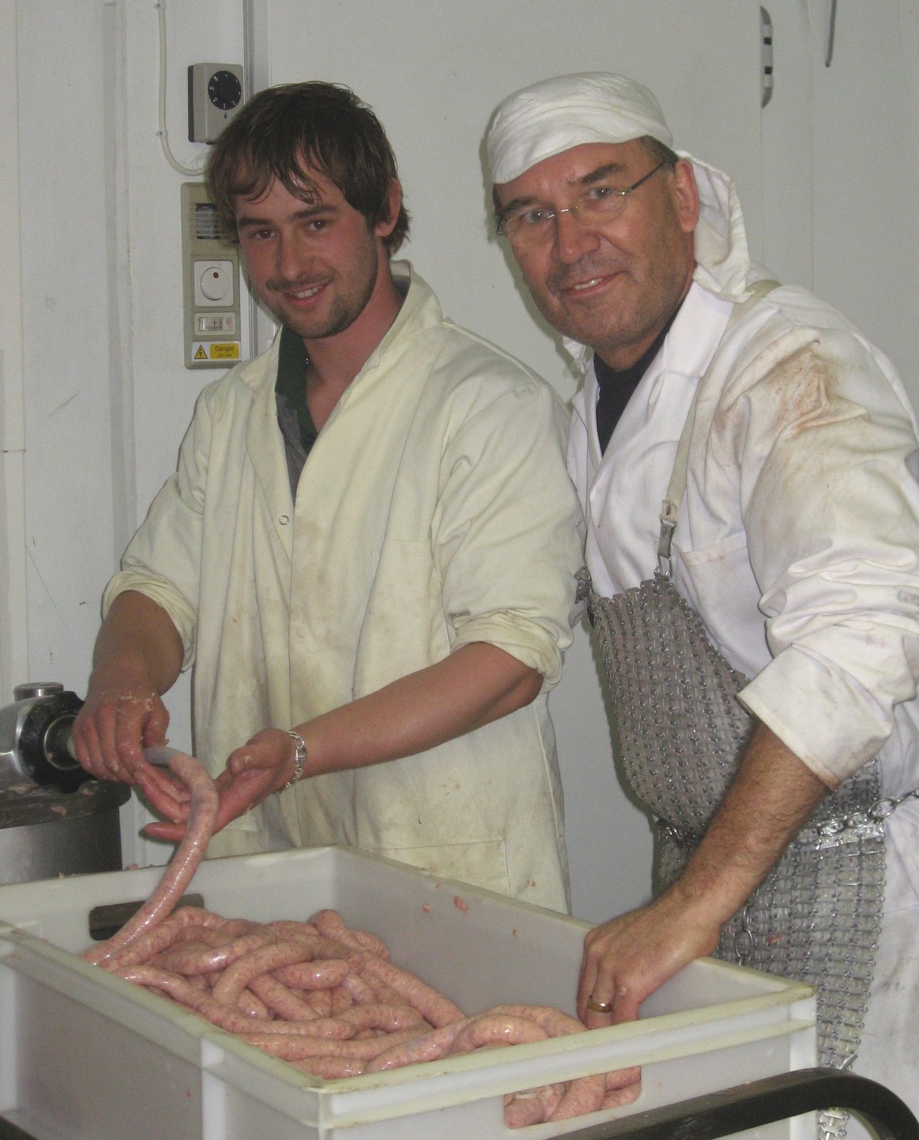 [Ben+Hollins+and+Butcher+John+new+sausage+machine+28.03.08.JPG]