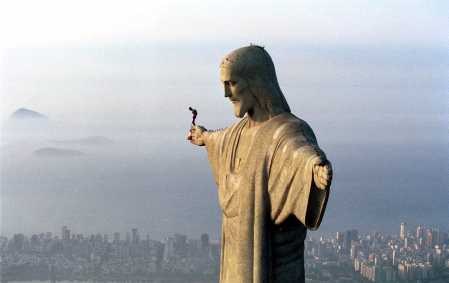 [Felix Baumgartner Jesus Statue.jpg]