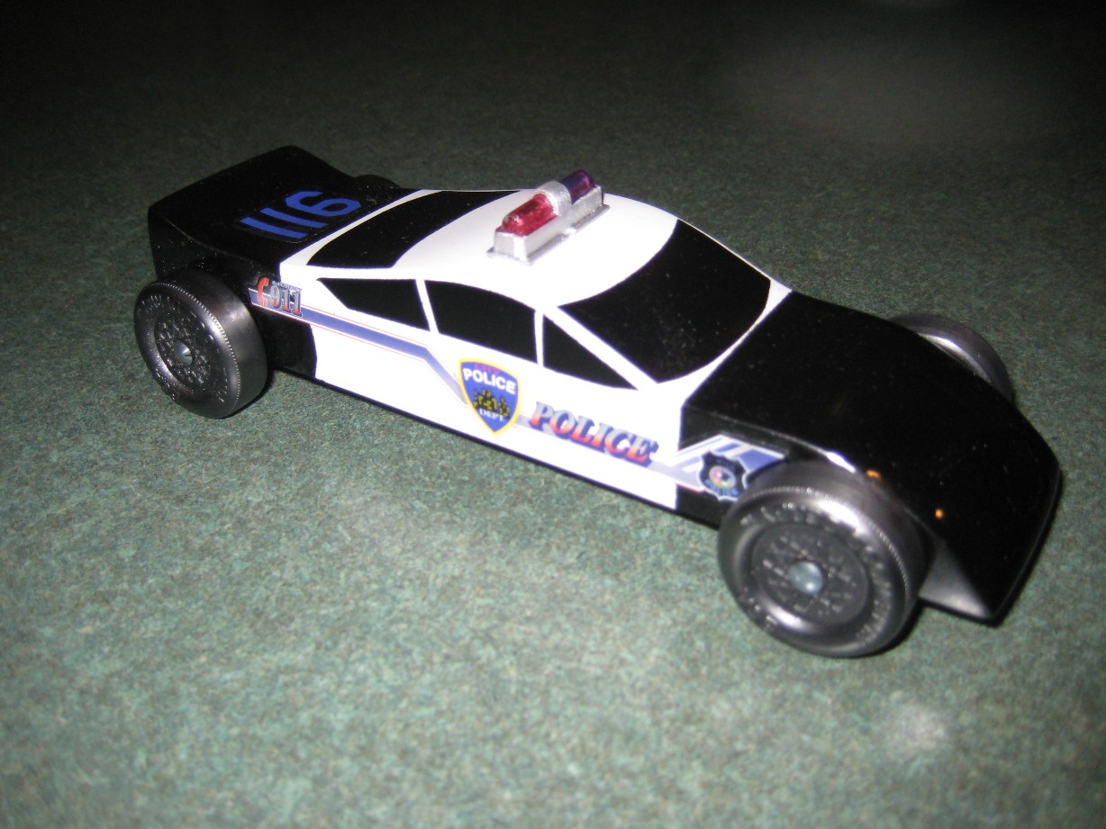 [Pinewood+Police+Car.JPG]