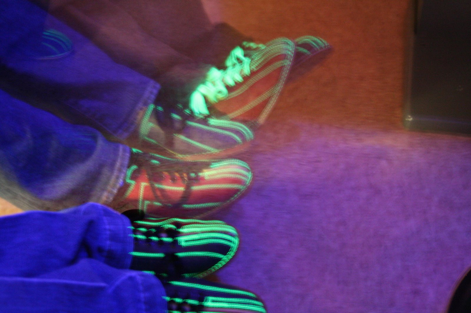 [glowing+shoes.jpg]