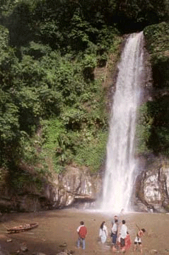 [Picture+of+Waterfall+of+Madhab++Kunda.png]