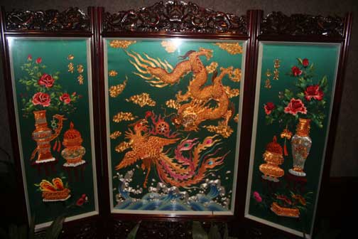 [Chen-Temple-embroidery.jpg]