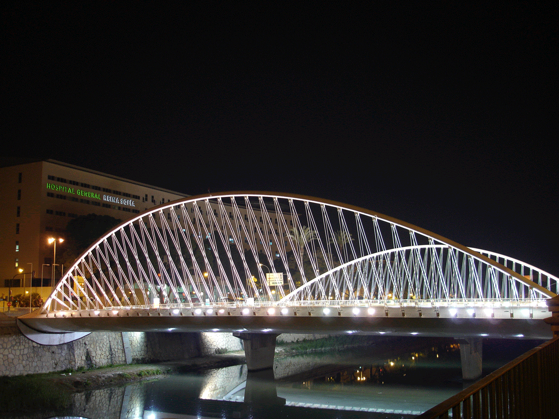 [Puente+del+RÃ­o+Segura+iluminado+nocturno.gif]