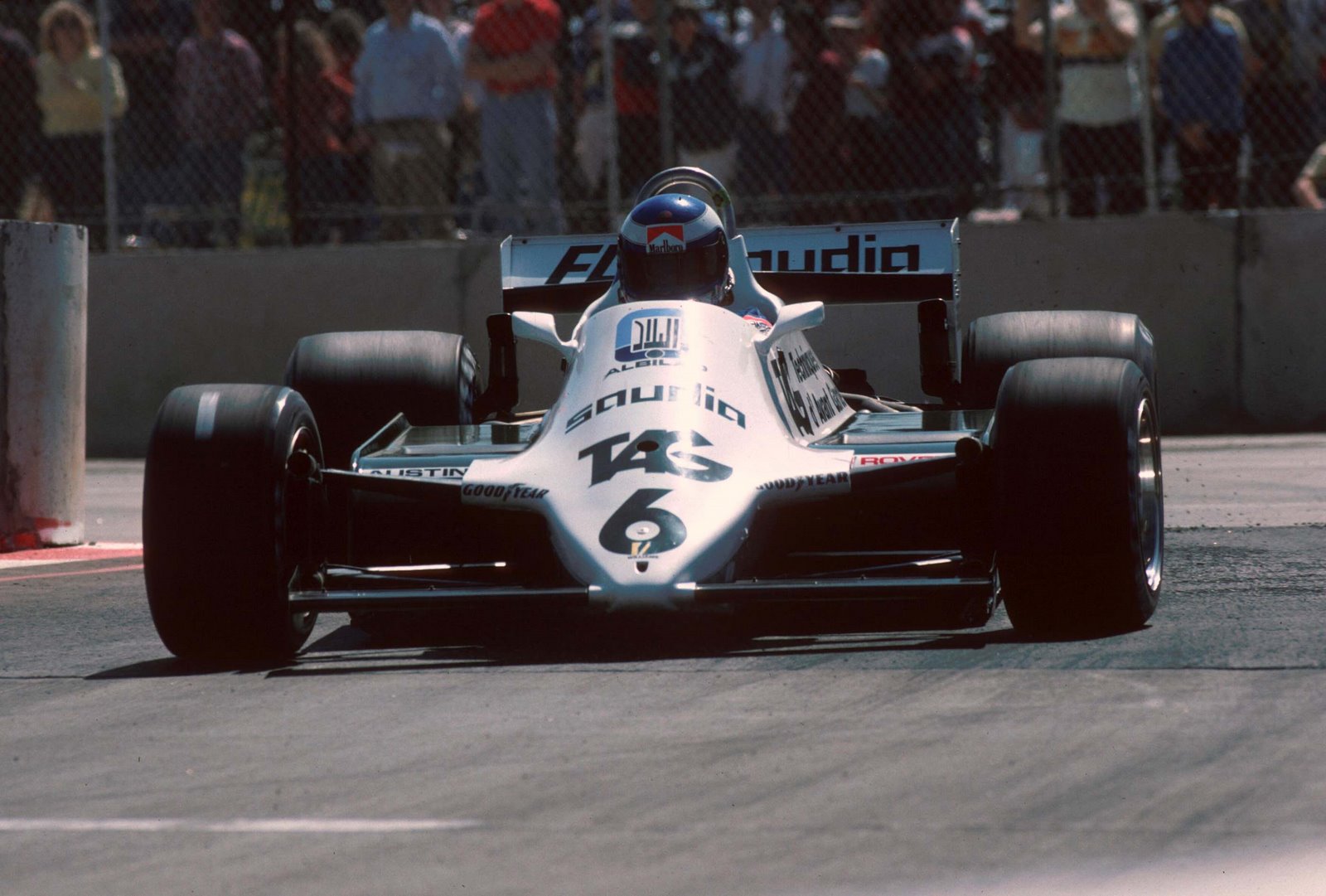 [Keke+Rosberg+Williams+ford+1982-1.jpg]