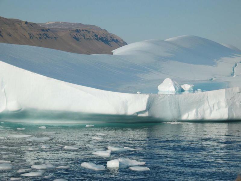 [melting+iceberg,+Greenland.jpg]