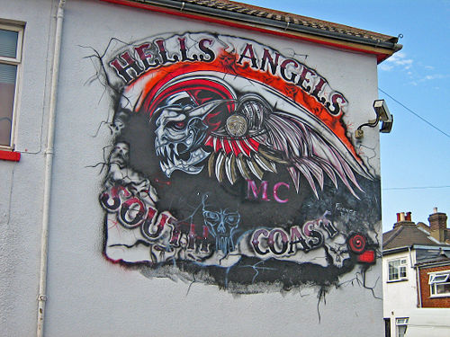 [500px-Hells_Angels_Mural_-_Southampton[1].jpg]