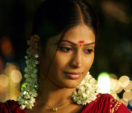 [tamil+actress+vijayalakshmi+wallpaper4.jpg]