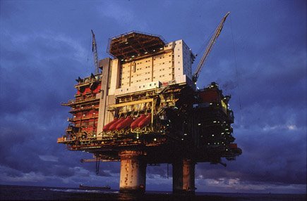 [oil+platform.jpg]
