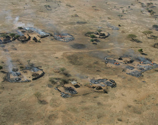 DARFUR: pueblos incendiados