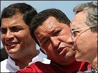 [Correa,+Chavez+y+Uribe.jpg]