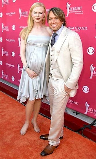 [nicole-kidman-seven-months-pregnant-with-husband-keith-urban.jpg]