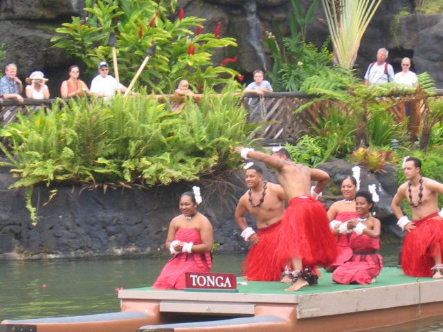 [IMG_3319.jpgPolynesian+Cultural+Center+Canoe+Pageant+Tonga.jpg]