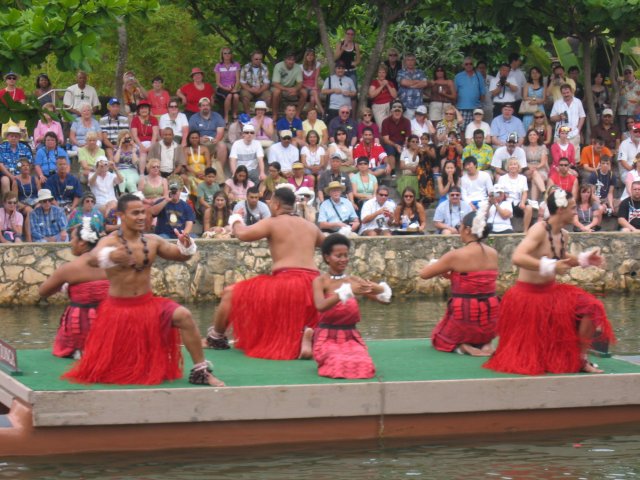 [IMG_3330.jpgPolynesian+Cultural+Center+Canoe+Pageant+Tonga.jpg]