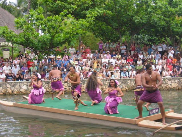 [IMG_3423.jpgPolynesian+Cultural+Center+Canoe+Pageant+Samoa.jpg]