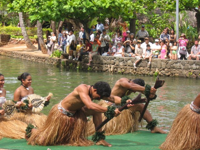[IMG_3429.jpgPolynesian+Cultural+Center+Canoe+Pageant+Viti.jpg]