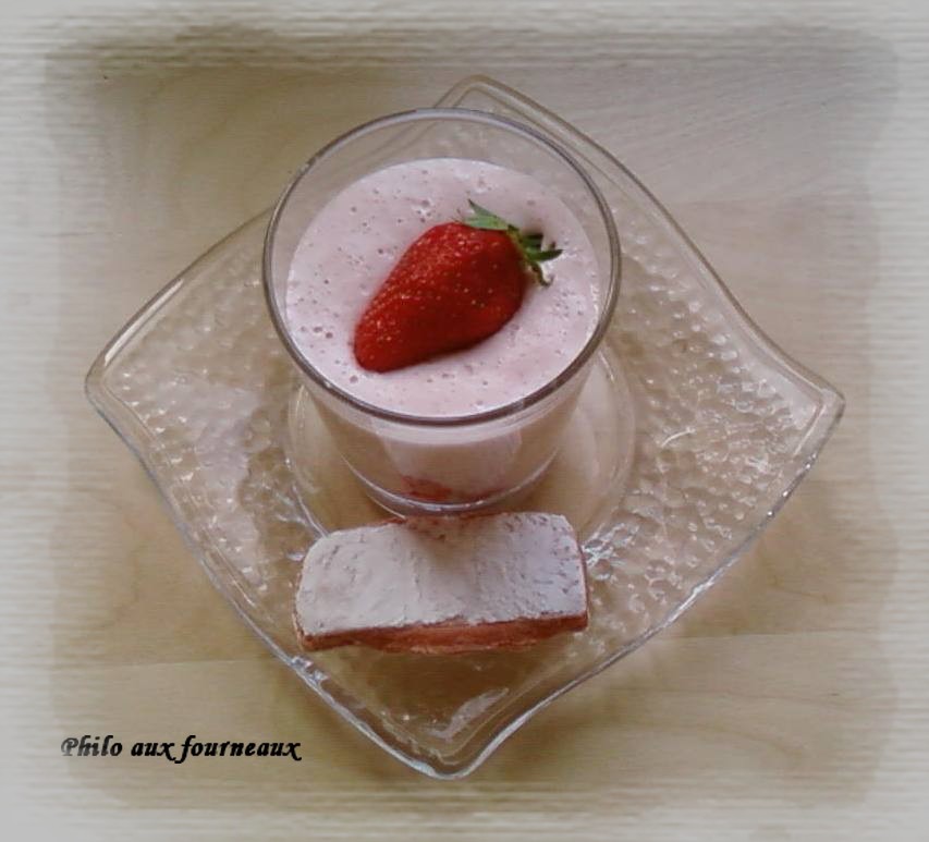 [Mousse+biscuite++la+fraise+1.jpg]