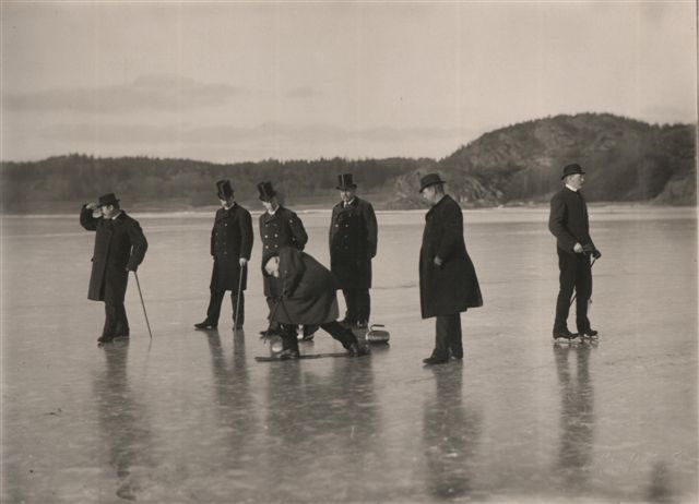 [curling+1887.JPG]