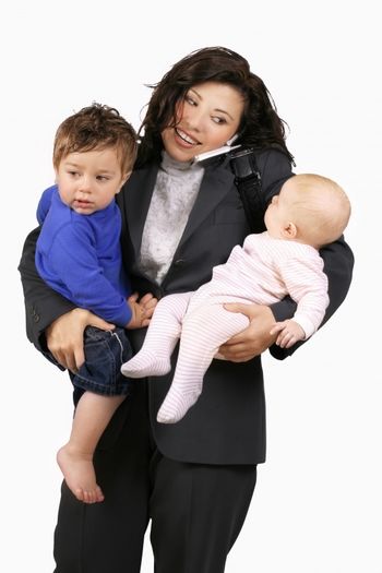 [mom_with_two_kids_id43439_size350.jpg]