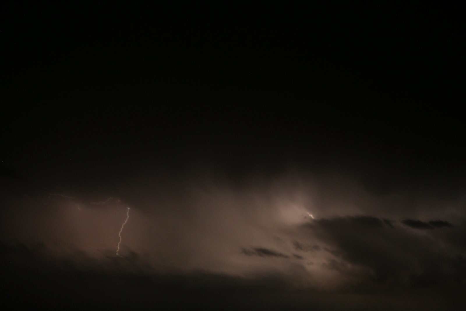 [lightning+storm+011.JPG]